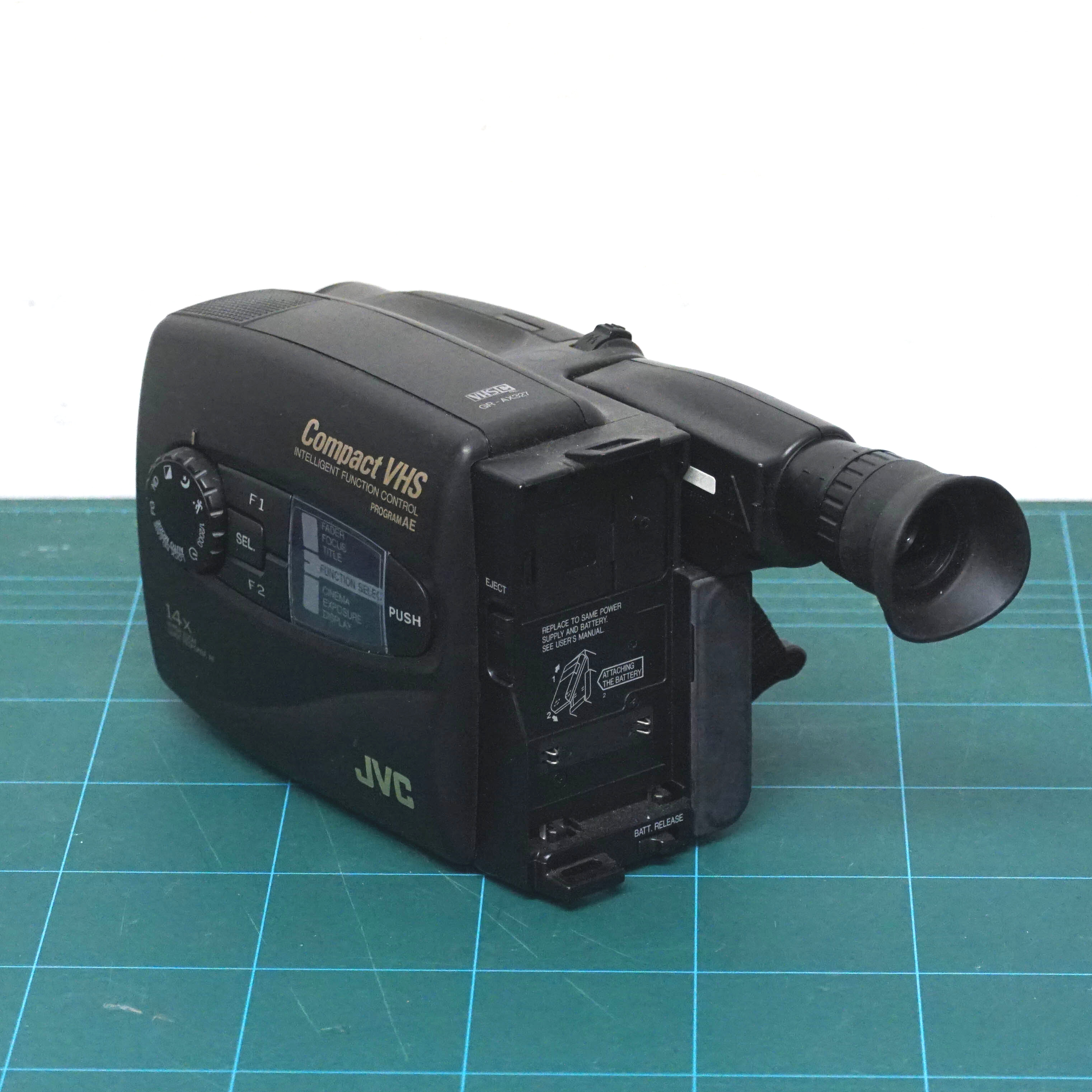 JVC GR-AX327E - Image 3