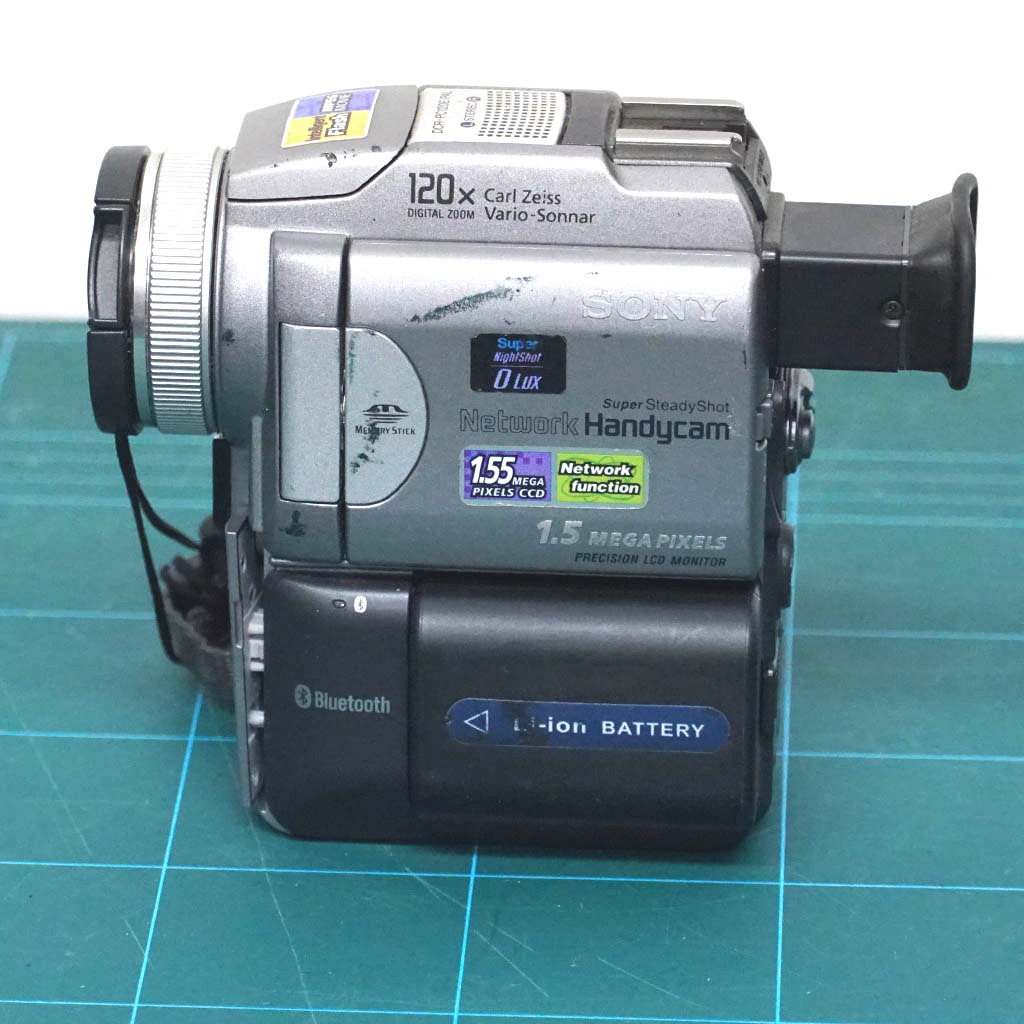 SONY DCR PC120E - Image 3