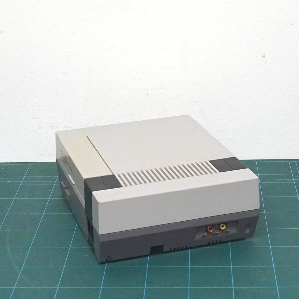 Nintendo NES - Image 2