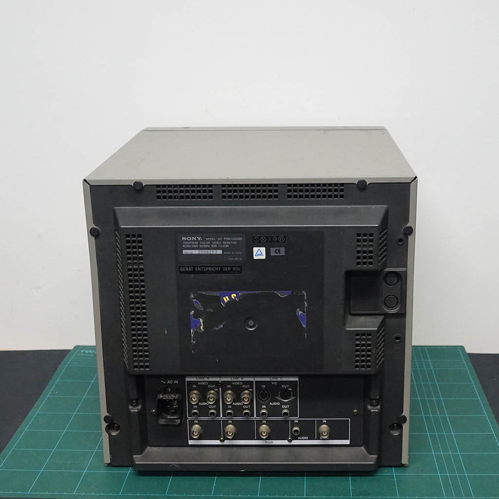 SONY PVM-1450QM - Image 4