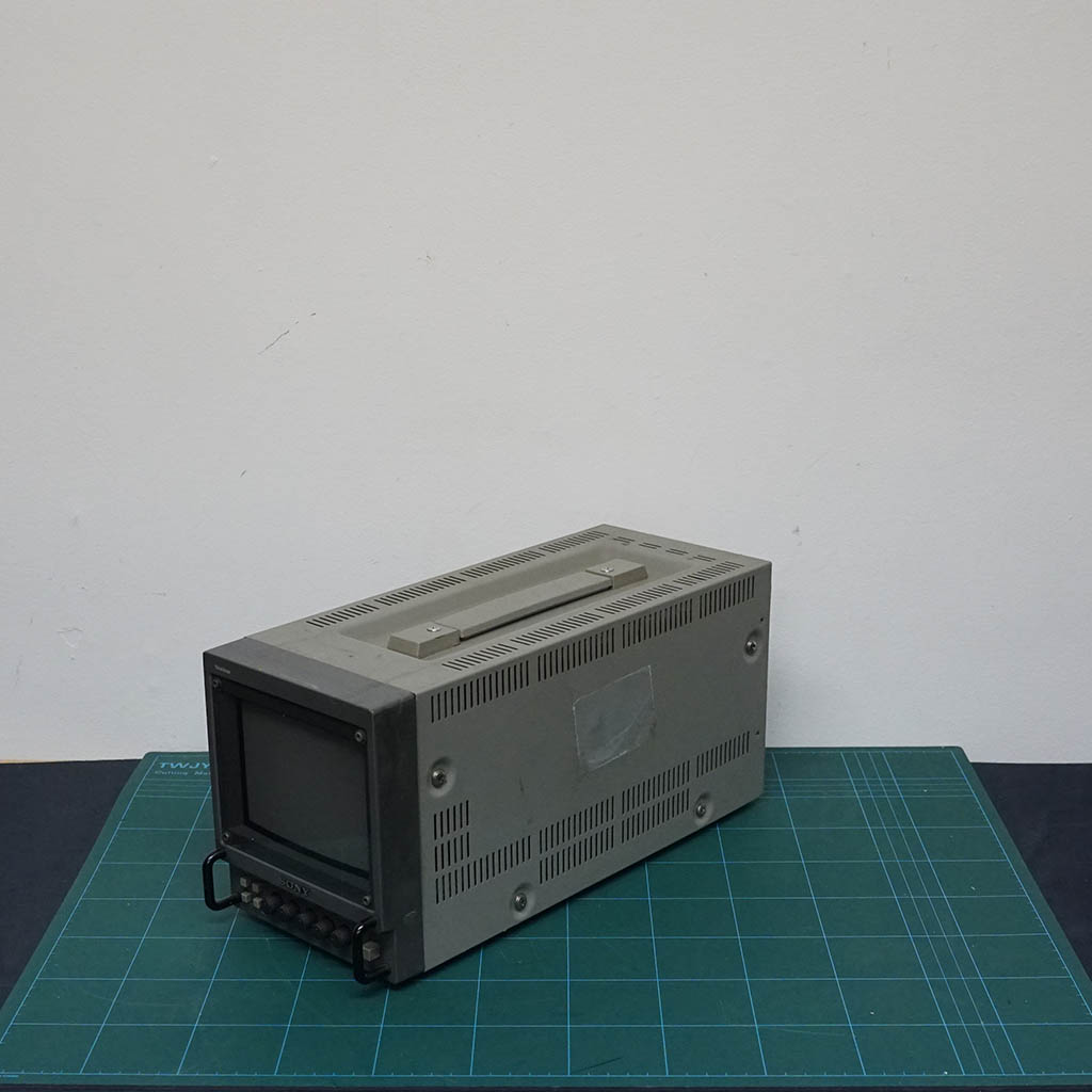 SONY PVM-6041Q - Image 3